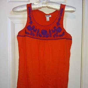 💗Old Navy embroidered tank top